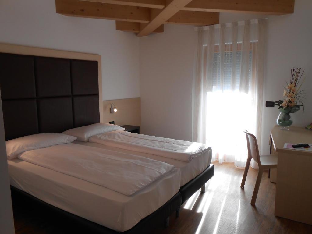 Villa Cameras Room And Breakfast Mori Room photo
